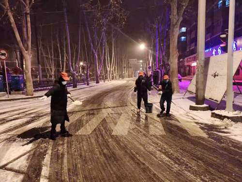 雪天里，洛陽(yáng)公交人抗擊疫情的最美風(fēng)景 